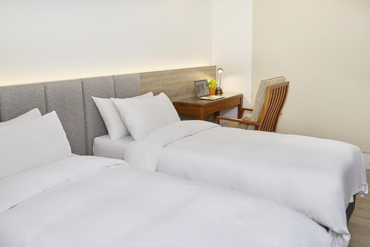 Hotel Z Tchaj-čung Exteriér fotografie